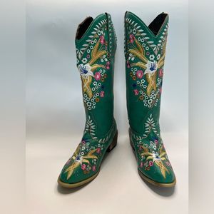 YASIRUN Green Floral Embroidered Pull On Cowboy Boots Size 38